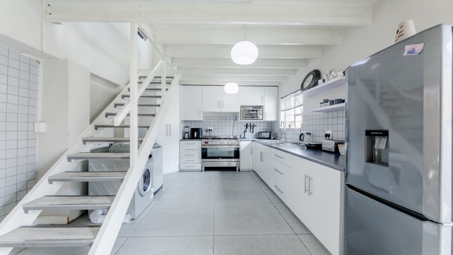 To Let 2 Bedroom Property for Rent in Avondale Western Cape